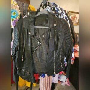 Motorcycle jacket